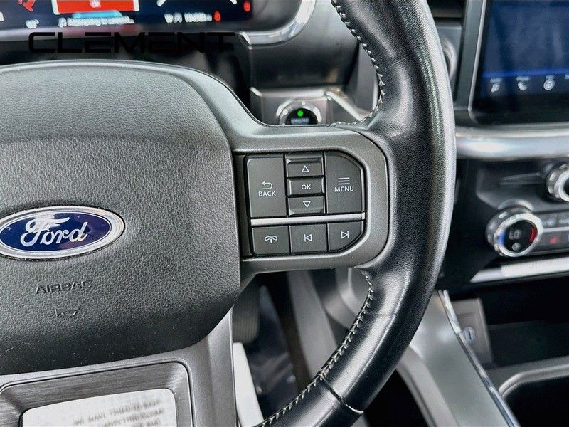 Ford F-150 Vehicle Full-screen Gallery Image 15