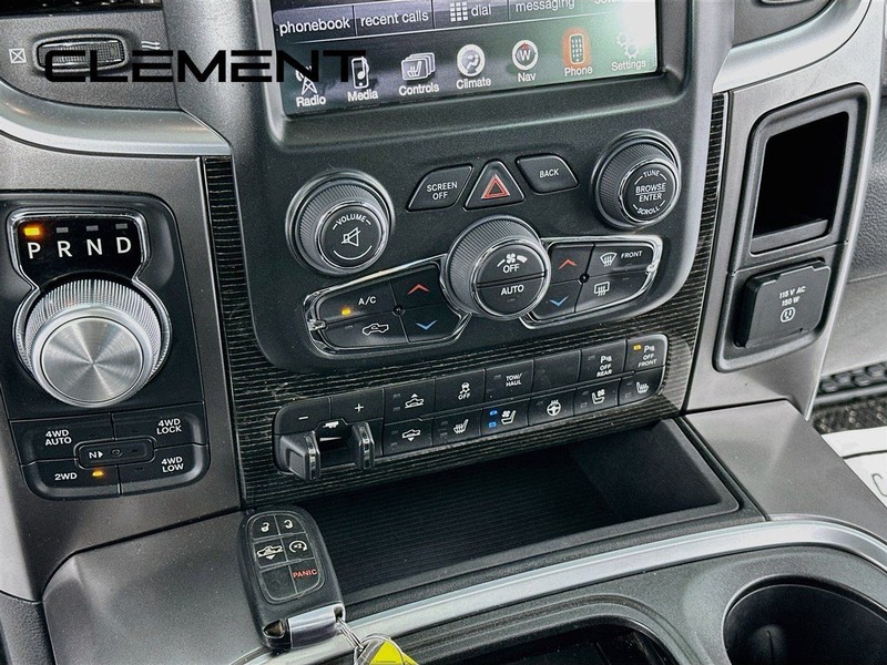 Ram 1500 Vehicle Full-screen Gallery Image 22