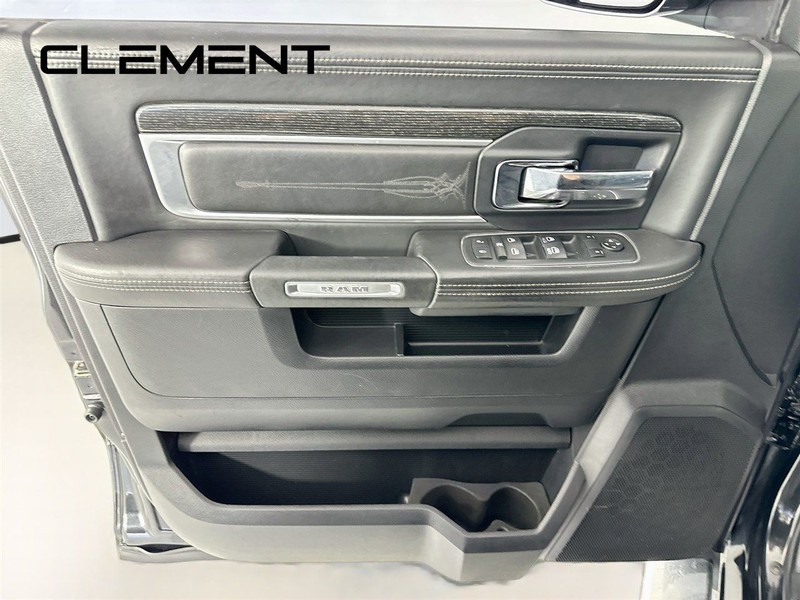 Ram 1500 Vehicle Full-screen Gallery Image 29