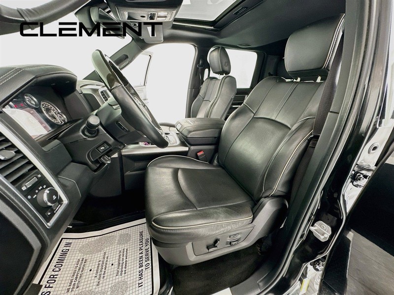 Ram 1500 Vehicle Full-screen Gallery Image 31
