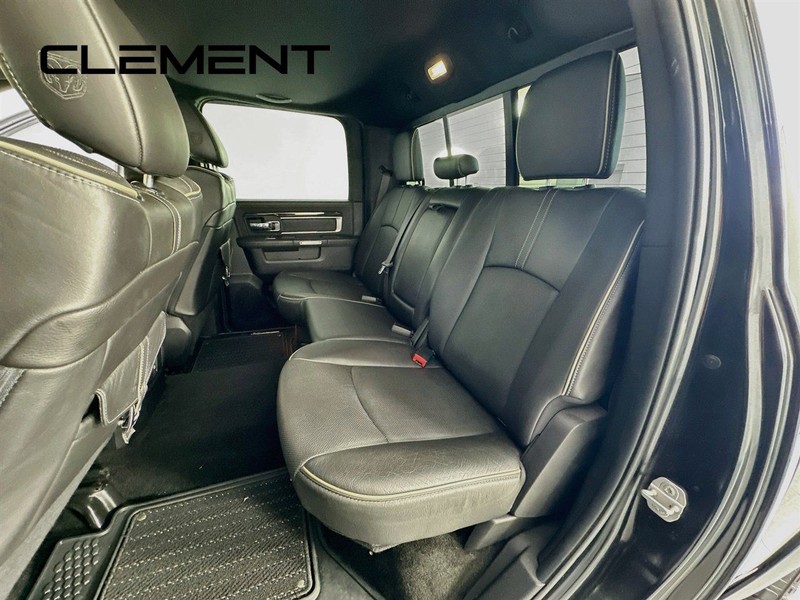 Ram 1500 Vehicle Full-screen Gallery Image 33