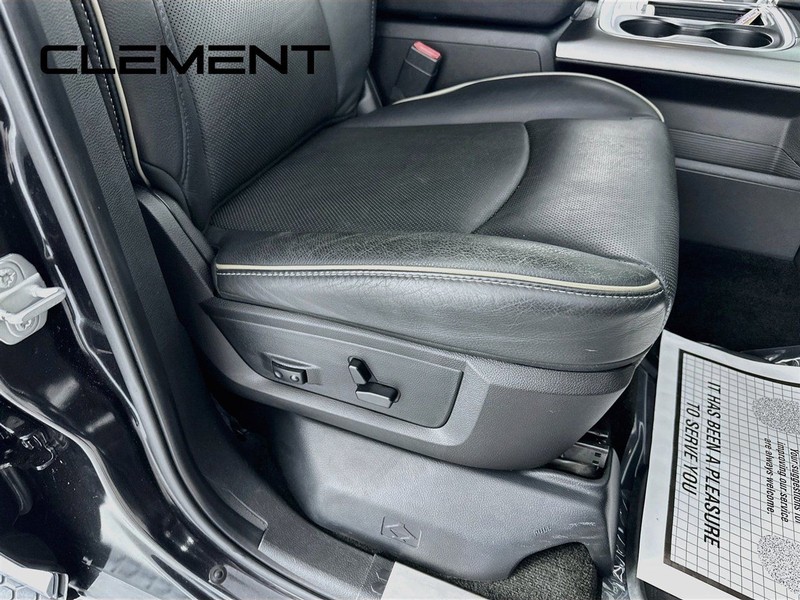 Ram 1500 Vehicle Full-screen Gallery Image 34