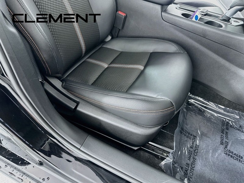 Nissan Altima Vehicle Image 31