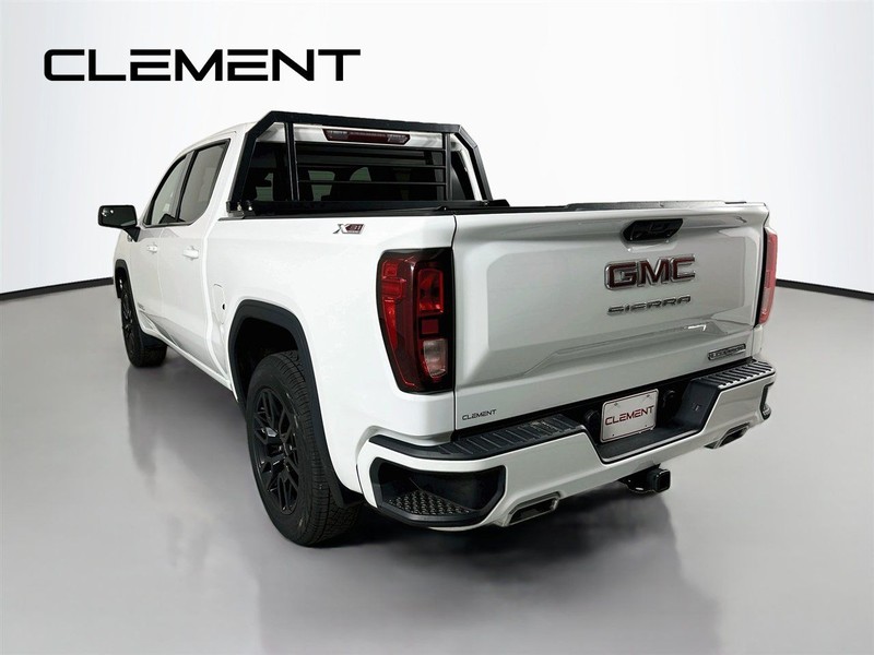GMC Sierra 1500 Vehicle Full-screen Gallery Image 10