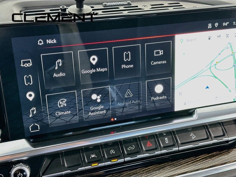 GMC Sierra 1500 Vehicle Full-screen Gallery Image 19