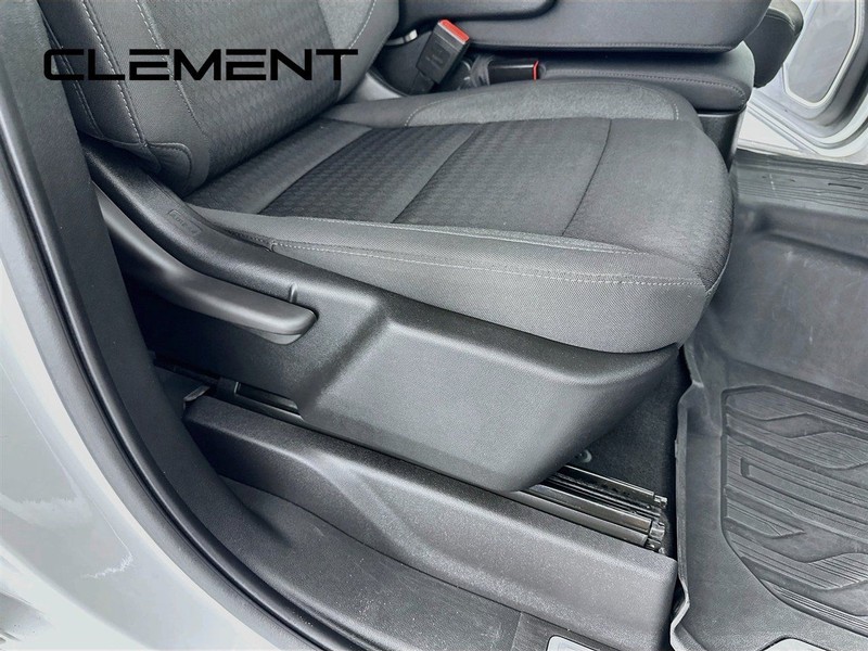 GMC Sierra 1500 Vehicle Full-screen Gallery Image 32