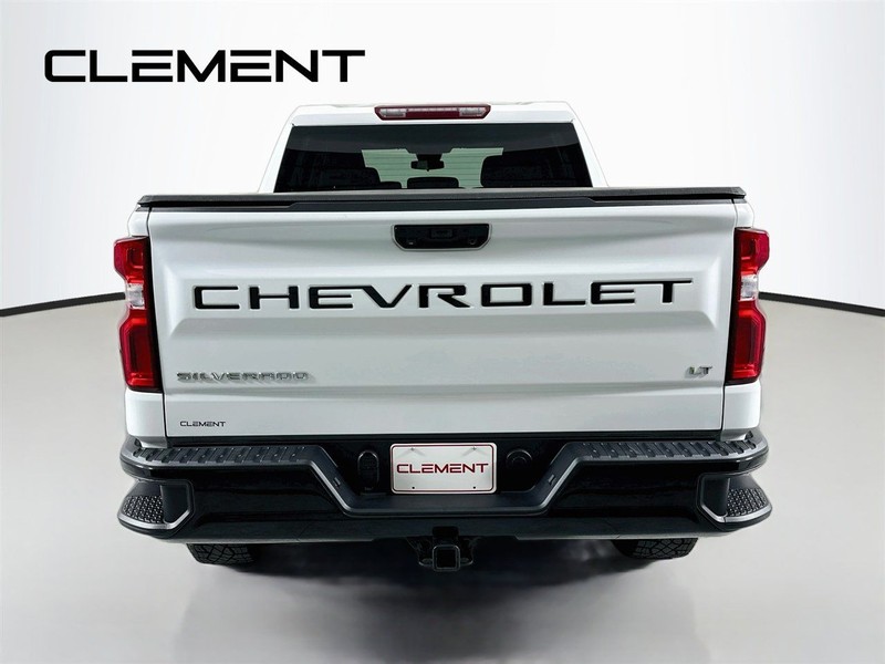 Chevrolet Silverado 1500 Vehicle Full-screen Gallery Image 8