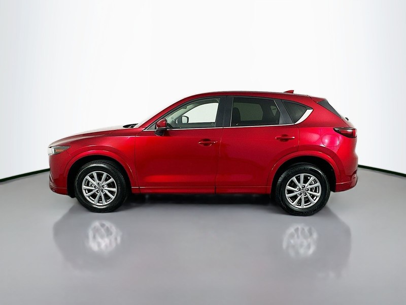 Mazda CX-5 Vehicle Full-screen Gallery Image 4