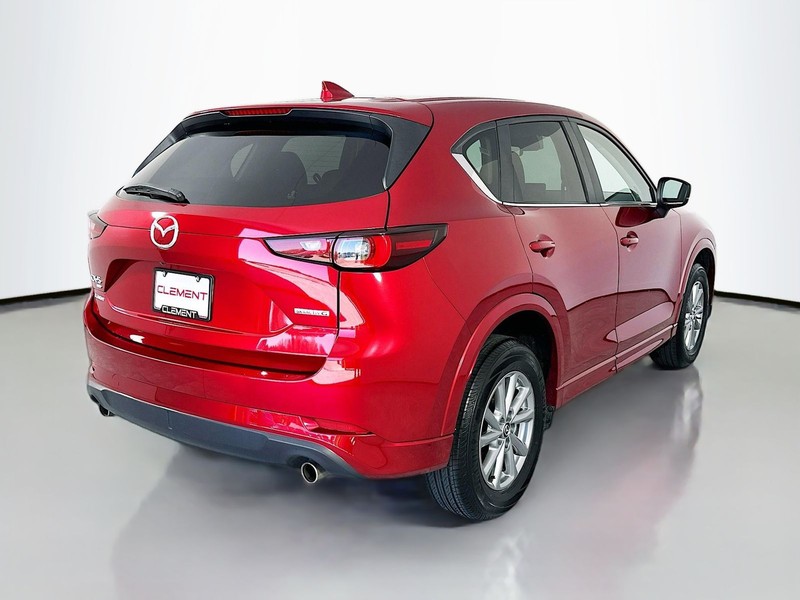 Mazda CX-5 Vehicle Full-screen Gallery Image 5