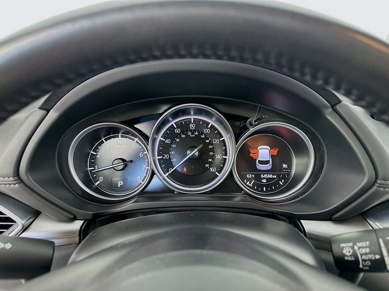Mazda CX-5 Vehicle Full-screen Gallery Image 14