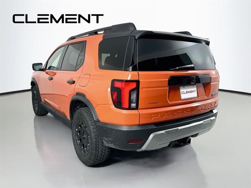 Honda Passport Vehicle Image 10