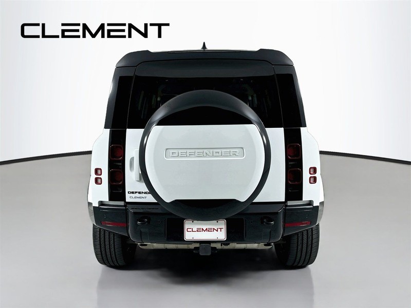 Land Rover Defender Vehicle Full-screen Gallery Image 8