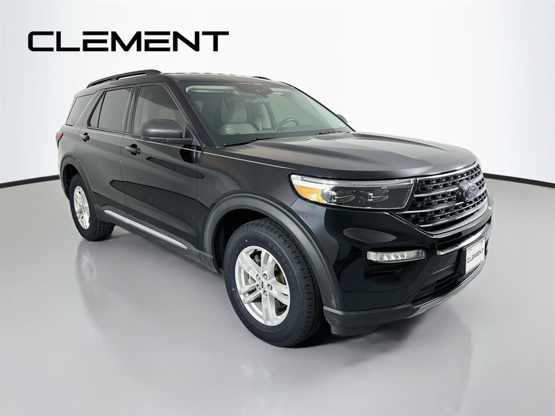 Ford Explorer Vehicle Image 05