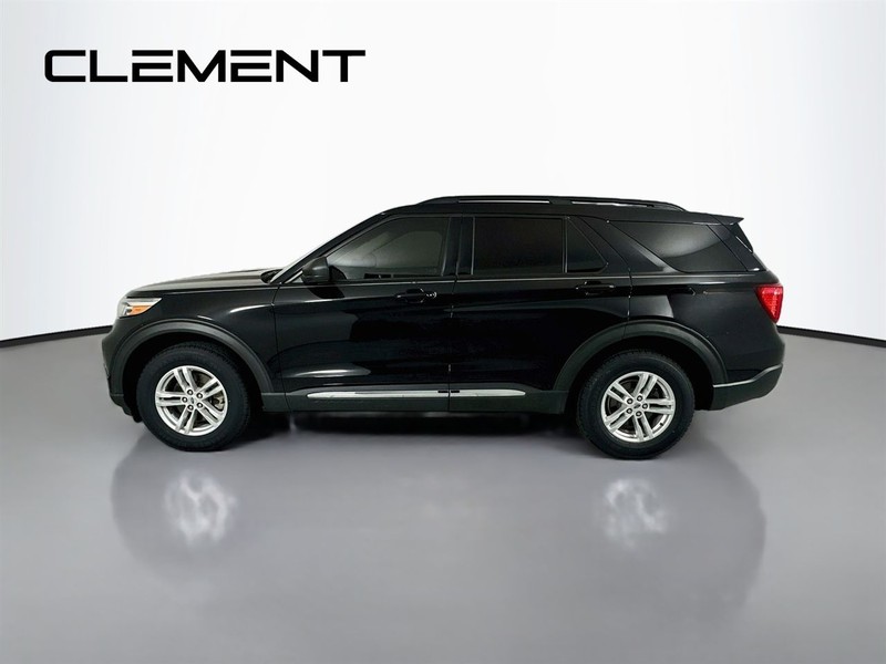 Ford Explorer Vehicle Image 06