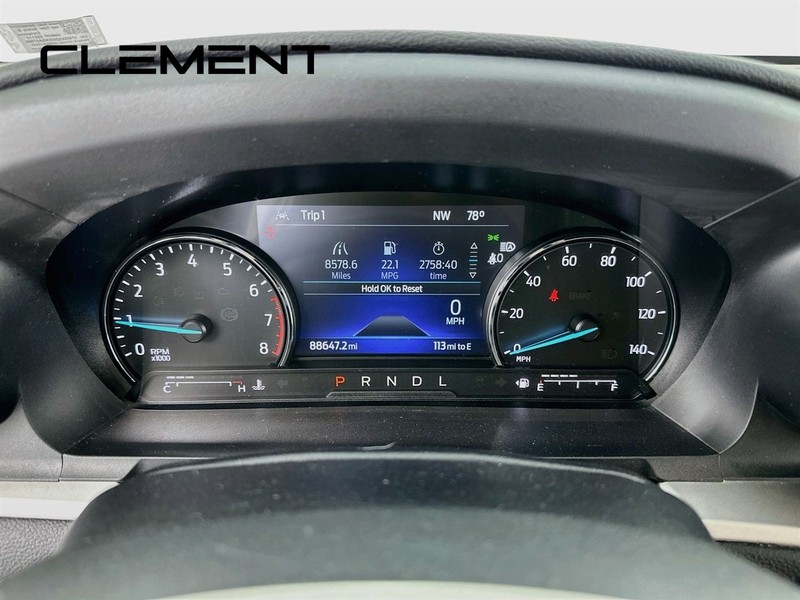 Ford Explorer Vehicle Image 18