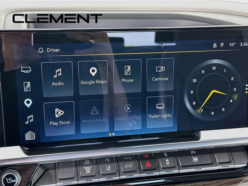 Chevrolet Silverado 2500HD Vehicle Full-screen Gallery Image 19