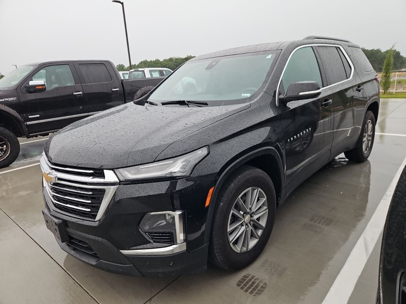 Chevrolet Traverse Vehicle Image 02