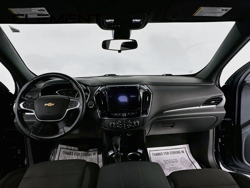 Chevrolet Traverse Vehicle Full-screen Gallery Image 12