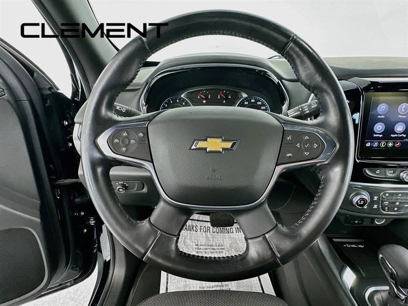 Chevrolet Traverse Vehicle Full-screen Gallery Image 15