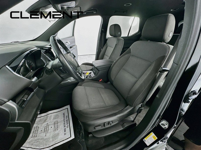 Chevrolet Traverse Vehicle Full-screen Gallery Image 29