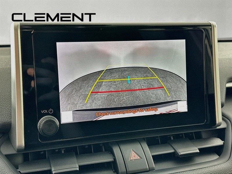 Toyota RAV4 Vehicle Full-screen Gallery Image 20