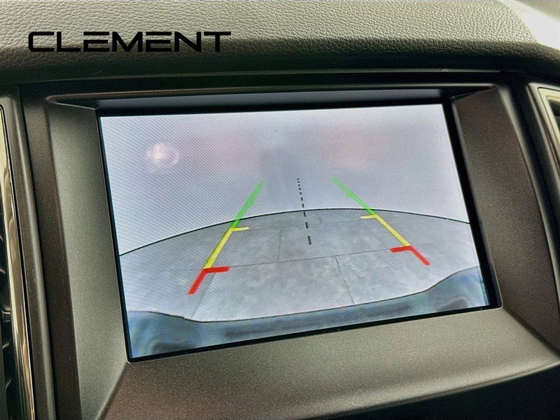Ford Ranger Vehicle Full-screen Gallery Image 20
