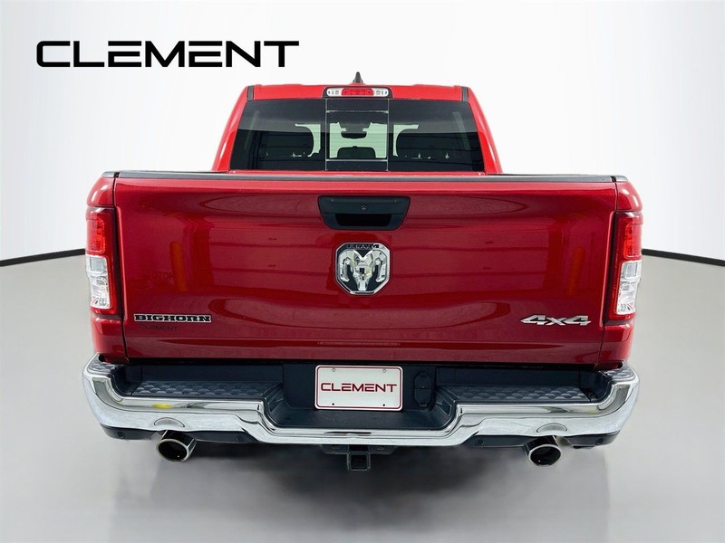Ram 1500 Vehicle Full-screen Gallery Image 8