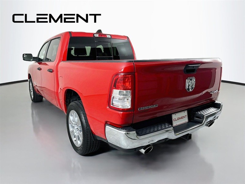 Ram 1500 Vehicle Full-screen Gallery Image 10