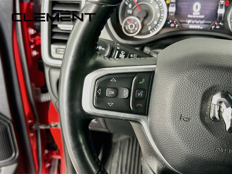 Ram 1500 Vehicle Full-screen Gallery Image 16
