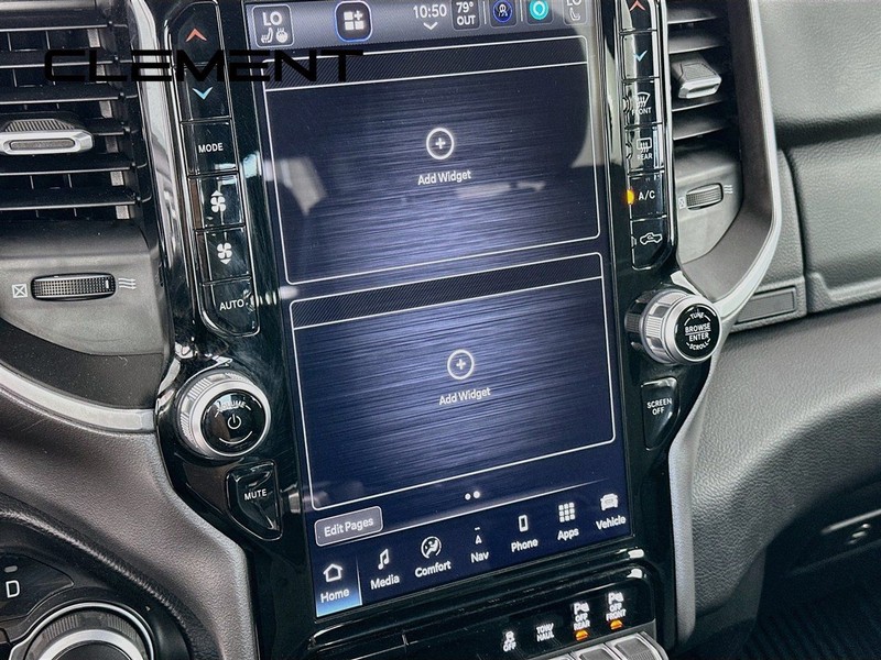 Ram 1500 Vehicle Full-screen Gallery Image 19