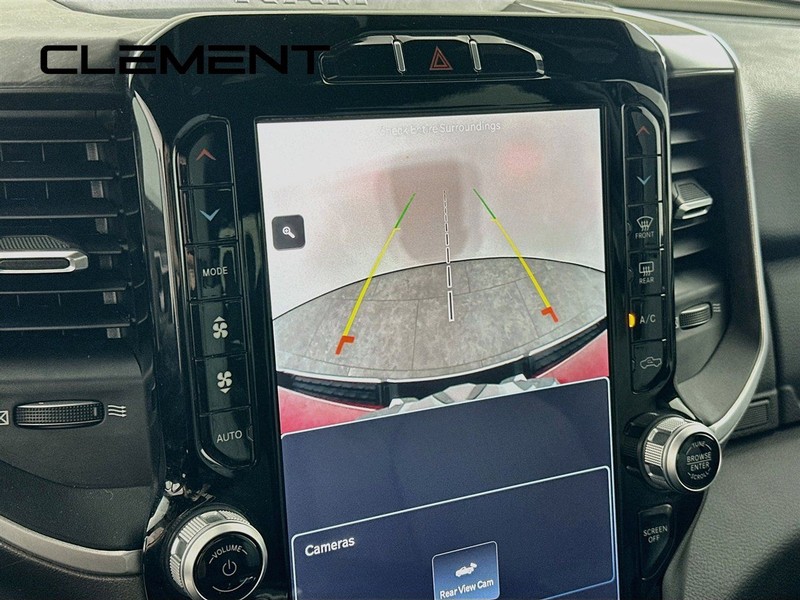 Ram 1500 Vehicle Full-screen Gallery Image 20