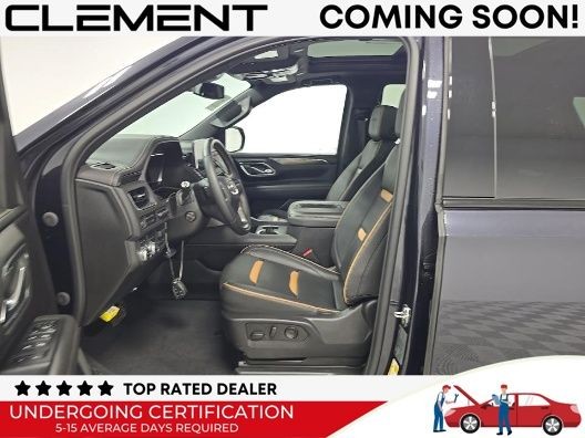 GMC Yukon Vehicle Full-screen Gallery Image 3