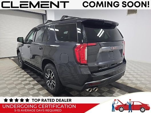 GMC Yukon Vehicle Full-screen Gallery Image 7