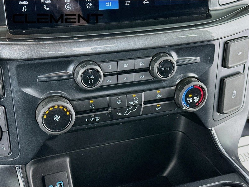 Ford F-150 Vehicle Full-screen Gallery Image 22