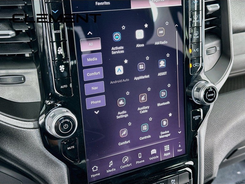Ram 2500 Vehicle Full-screen Gallery Image 19