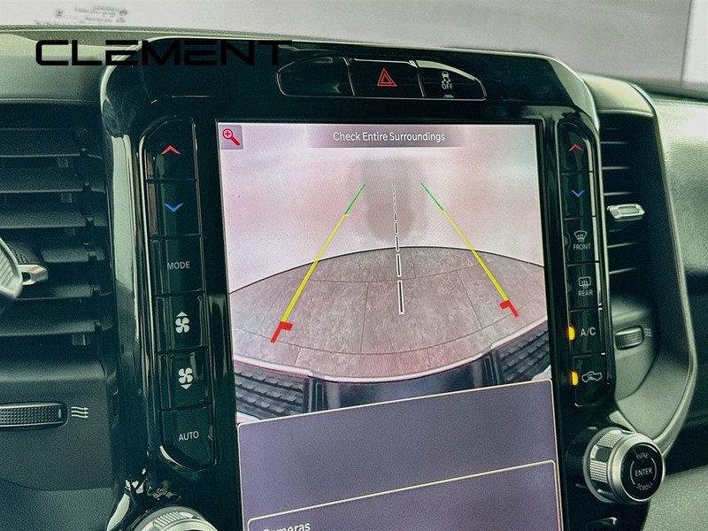 Ram 2500 Vehicle Full-screen Gallery Image 20