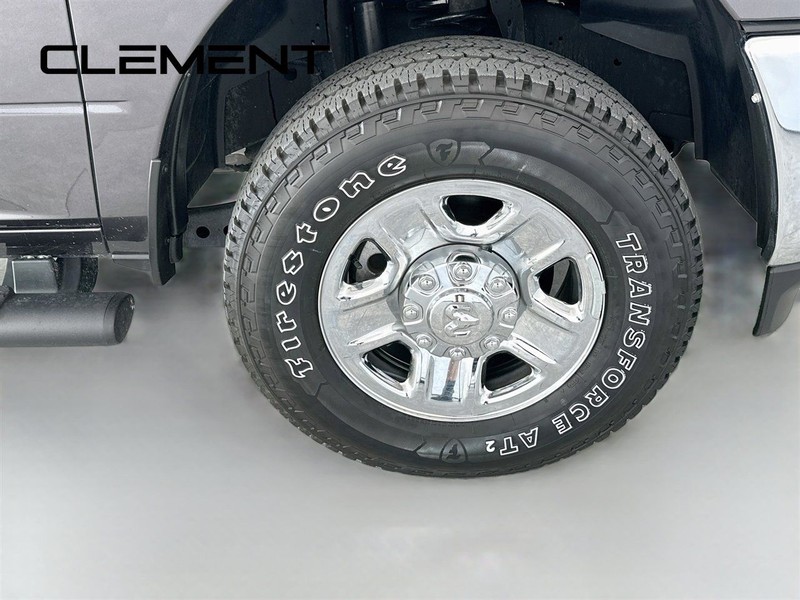 Ram 2500 Vehicle Full-screen Gallery Image 34