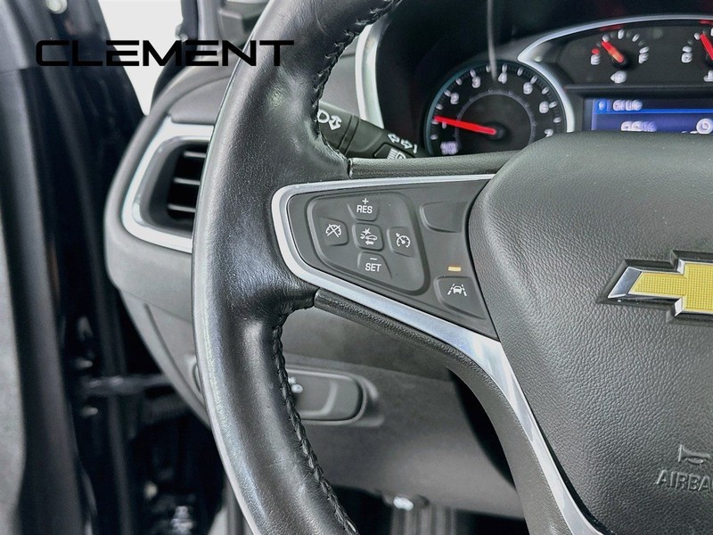 Chevrolet Equinox Vehicle Full-screen Gallery Image 16