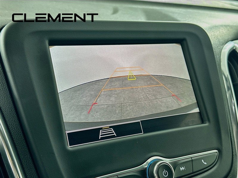 Chevrolet Equinox Vehicle Full-screen Gallery Image 20
