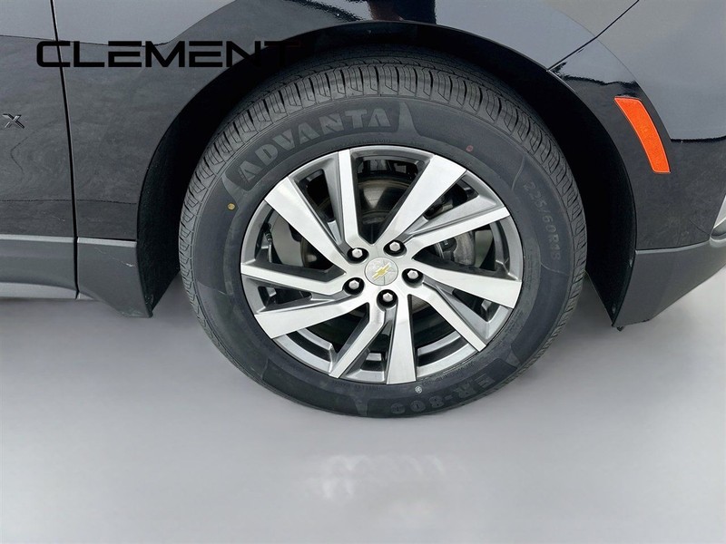Chevrolet Equinox Vehicle Full-screen Gallery Image 36