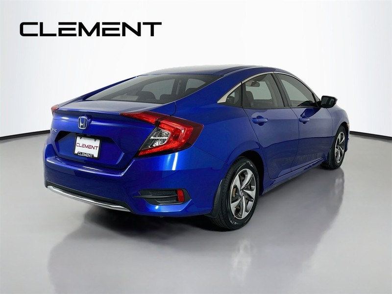 Honda Civic Sedan Vehicle Full-screen Gallery Image 7