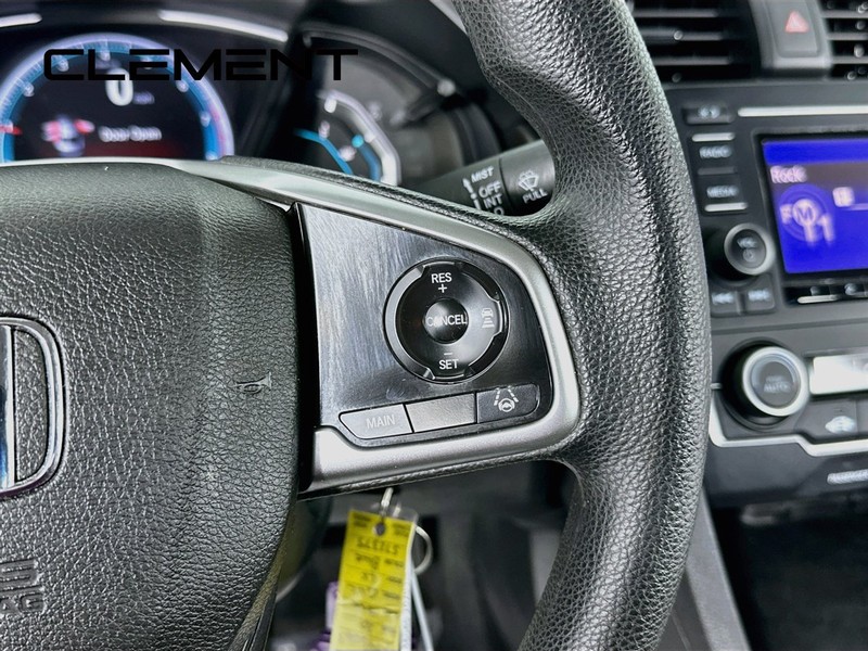 Honda Civic Sedan Vehicle Full-screen Gallery Image 17