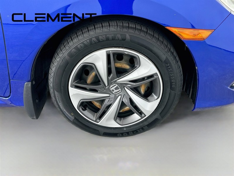 Honda Civic Sedan Vehicle Full-screen Gallery Image 34