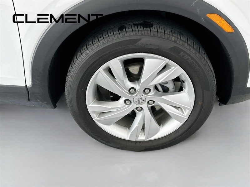 Buick Encore GX Vehicle Full-screen Gallery Image 34
