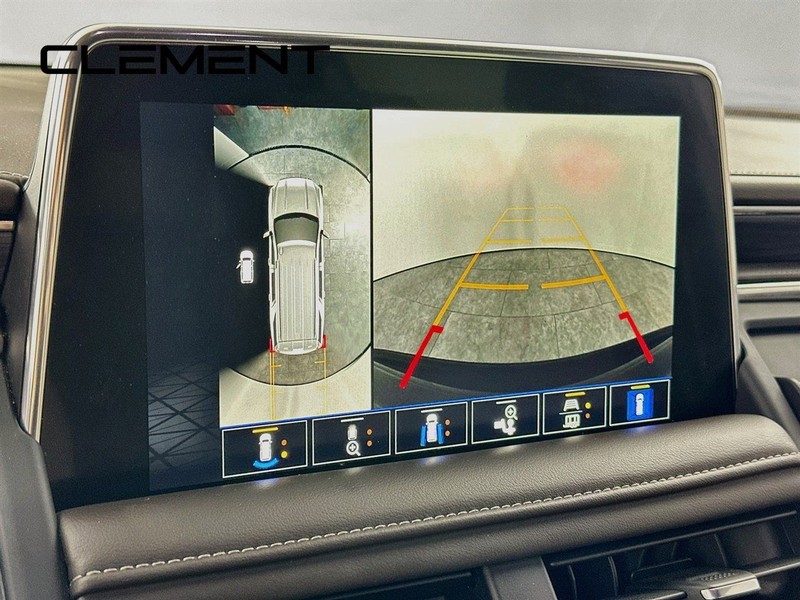 GMC Yukon Vehicle Full-screen Gallery Image 20