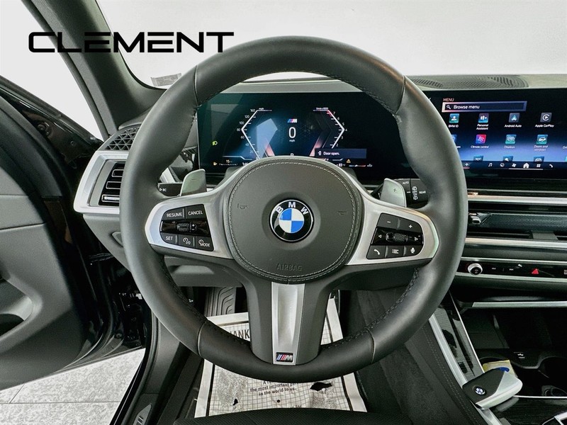 BMW X5 Vehicle Image 11