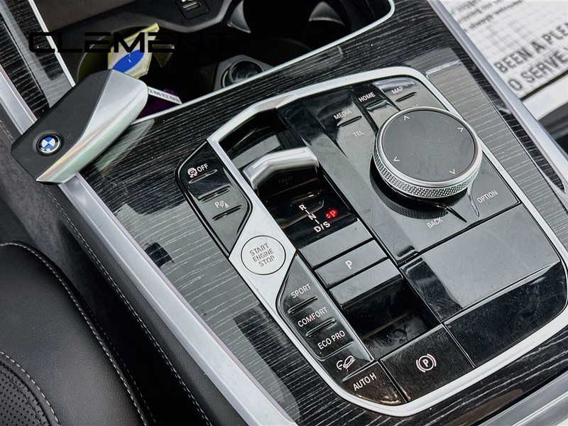 BMW X5 Vehicle Image 20