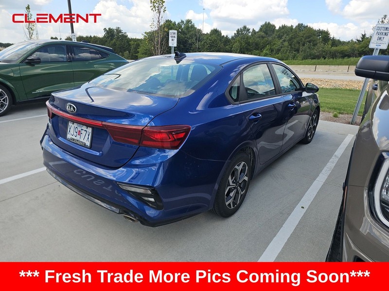 Kia Forte Vehicle Image 07