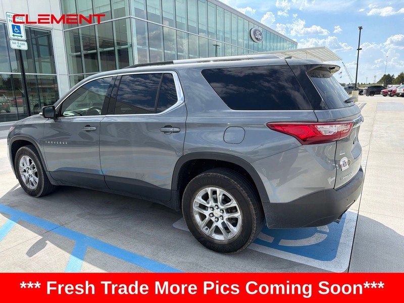 Chevrolet Traverse Vehicle Image 04