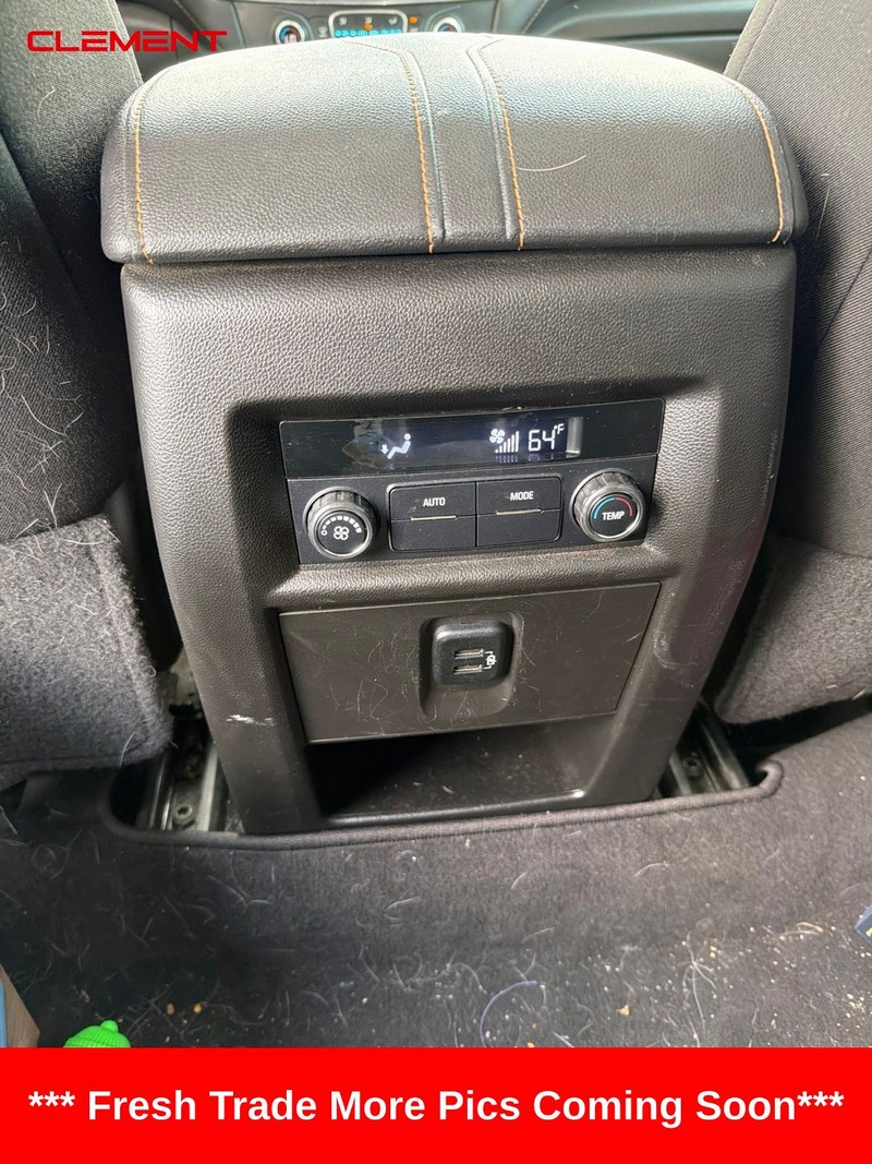 Chevrolet Traverse Vehicle Image 08